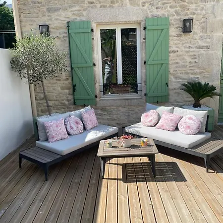 Bella Maison De Charme Au Design Soigne *